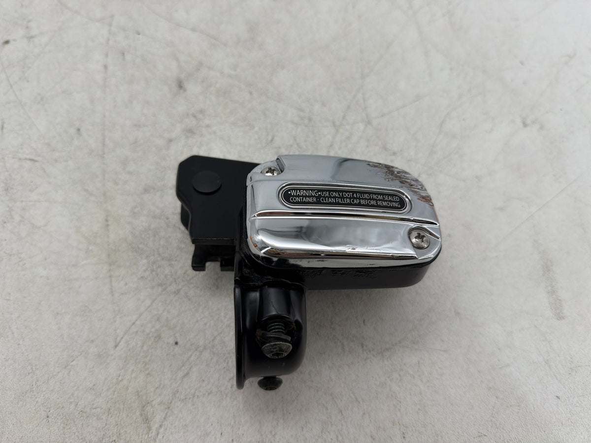 15 Harley Electra Glide Touring OEM Front Left Hand Clutch Lever Master Cylinder