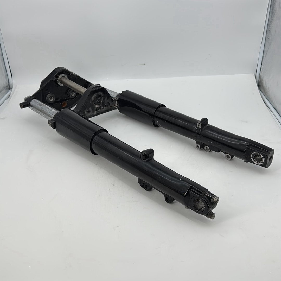 2008 - 2016 Harley-Davidson Touring Street Glide Front Triple Tree Set & LH RH Fork Legs Sliders 45435-10