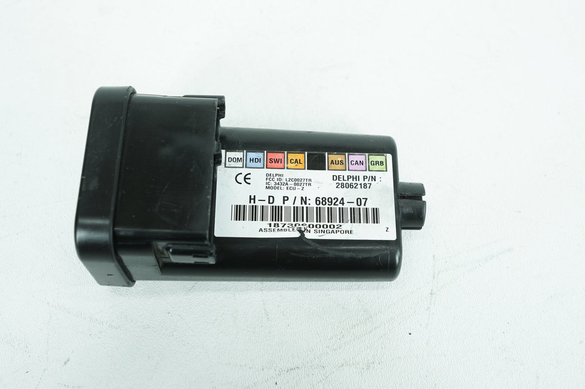 2013 Harley Touring SE CVO Road Glide OEM Turn Signal Security Module TSSM