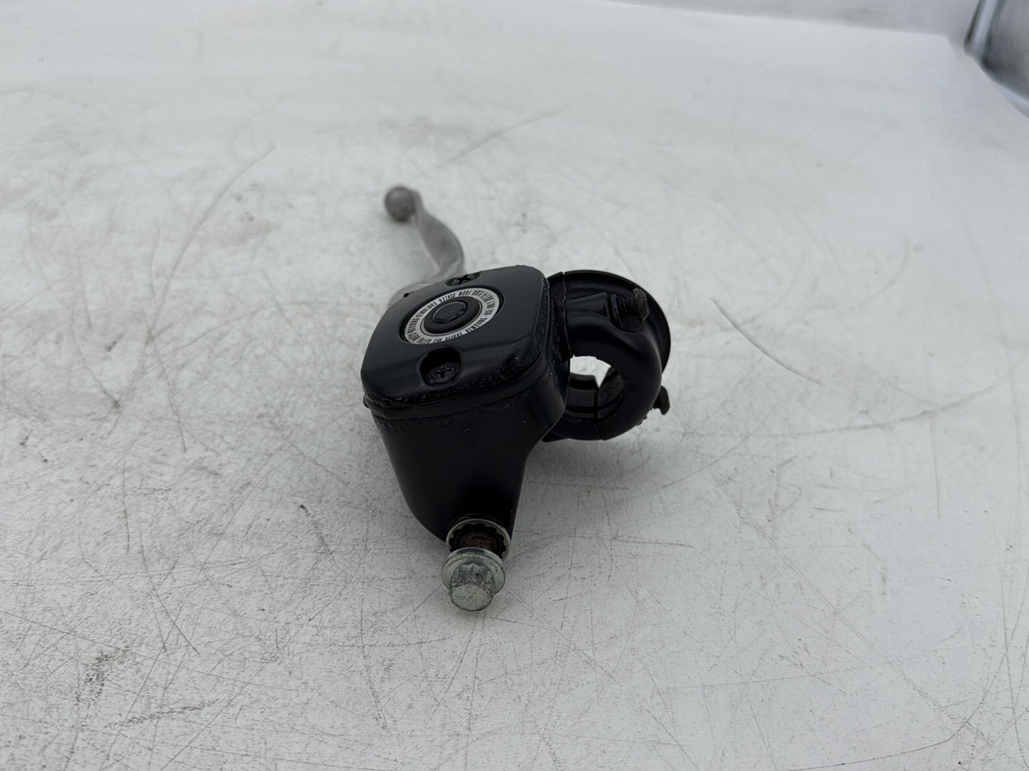 2008 Harley Dyna FXDL Low Rider Anniversary OEM Front Right Brake Lever Master Cylinder