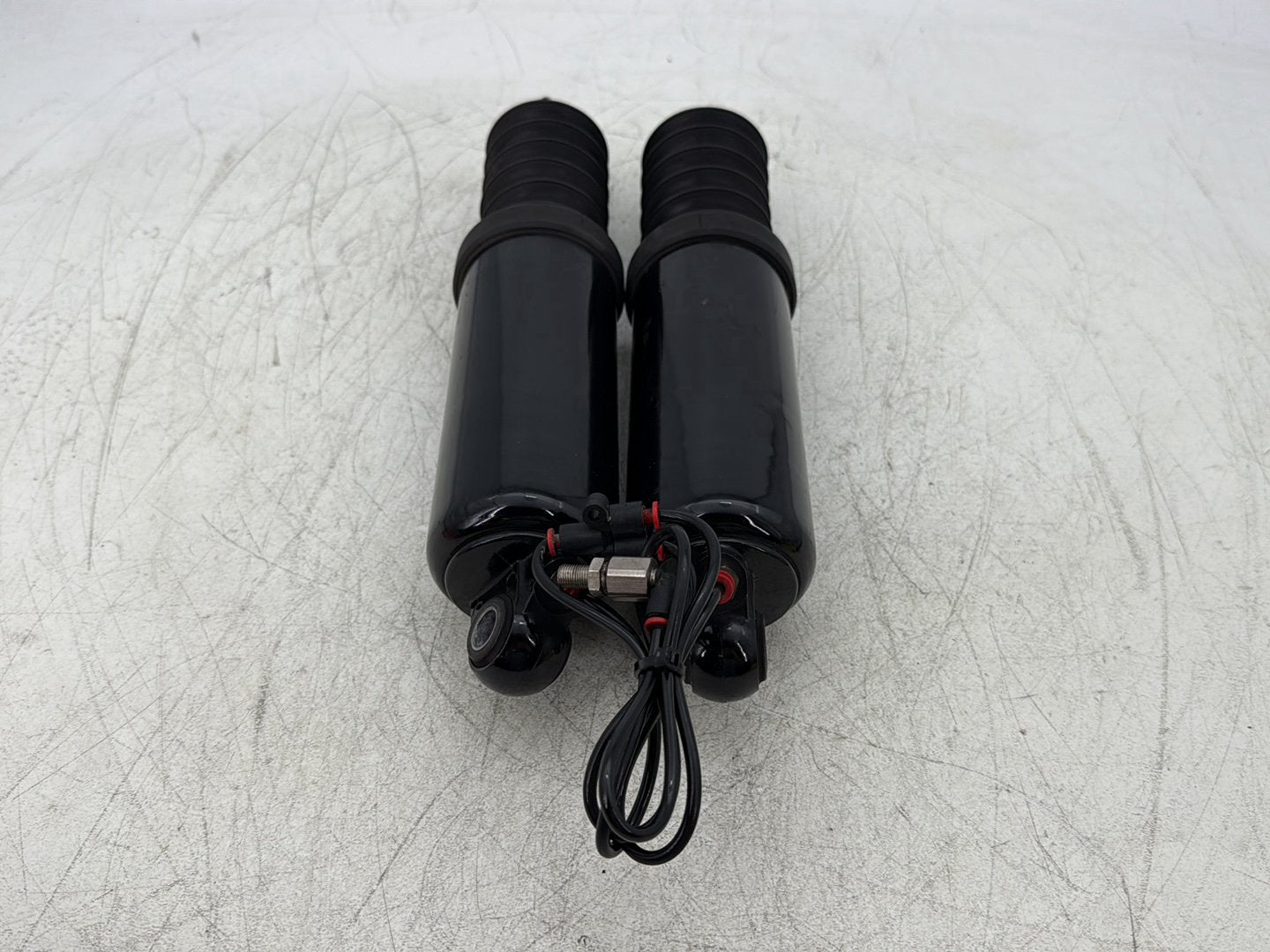 1998 Harley Touring FLHTCUI Electra Glide Ultra OEM Rear Left Right Shock Absorbers
