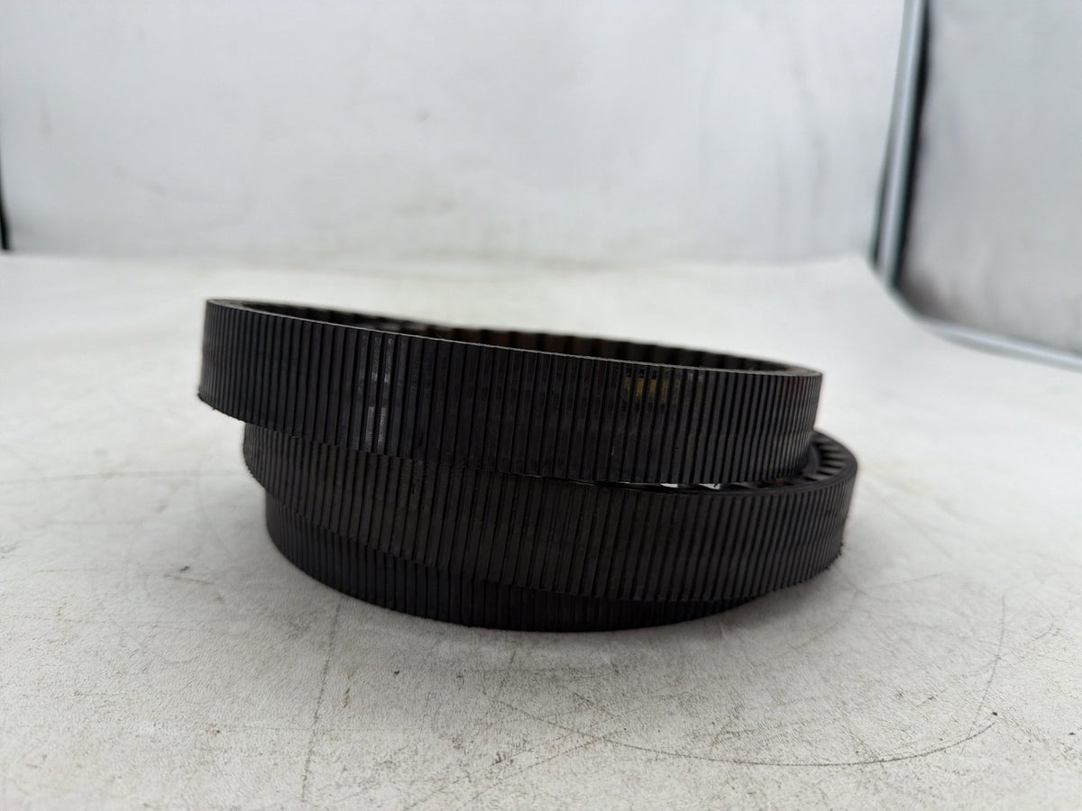 2001 Harley Fat Boy Softail FLSTF OEM Rear Drive Belt 40307-00 135T 1-1/8"