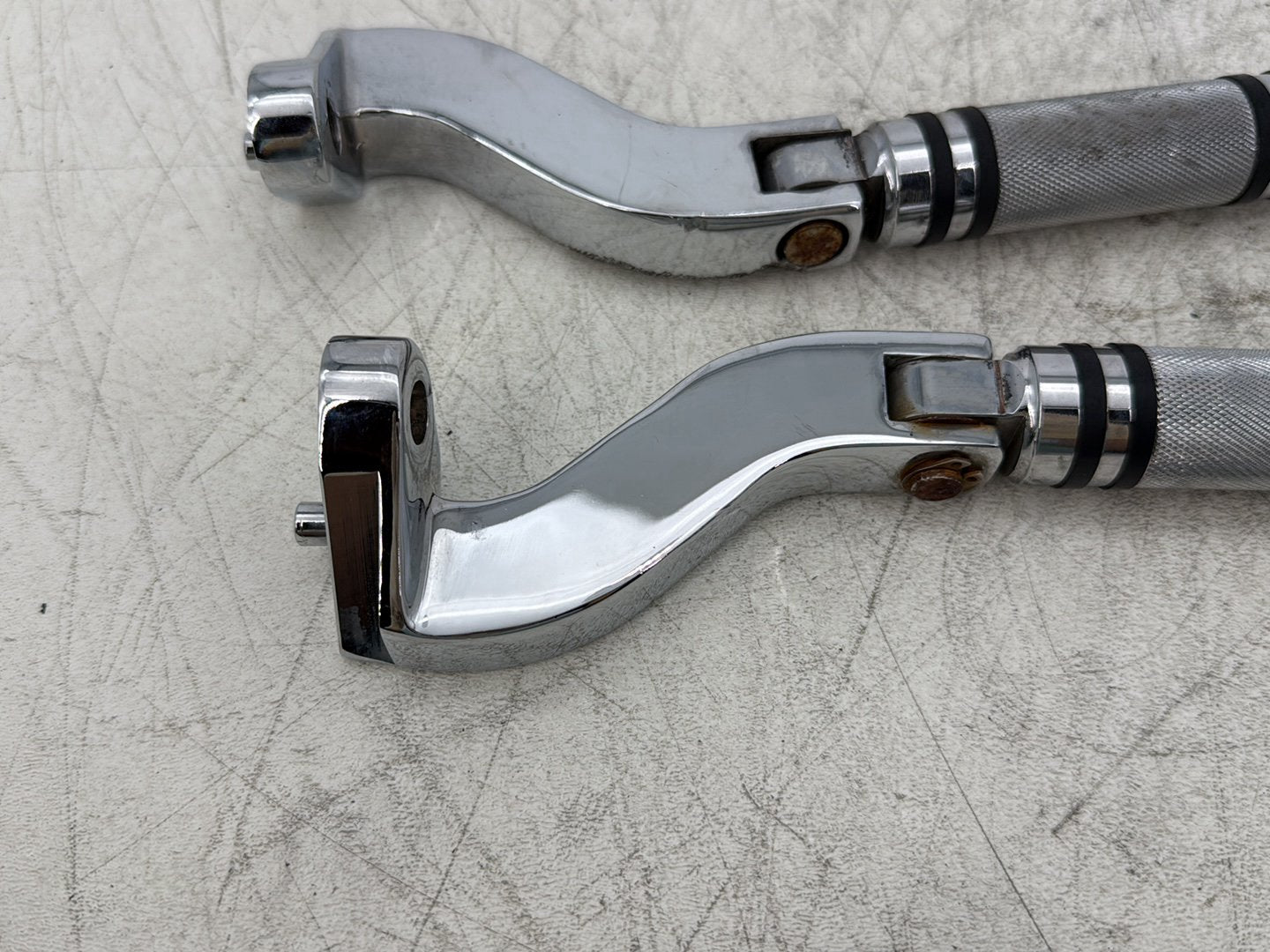 2016 Harley Road King Touring FLHR OEM Passenger Left & Right Foot Pegs