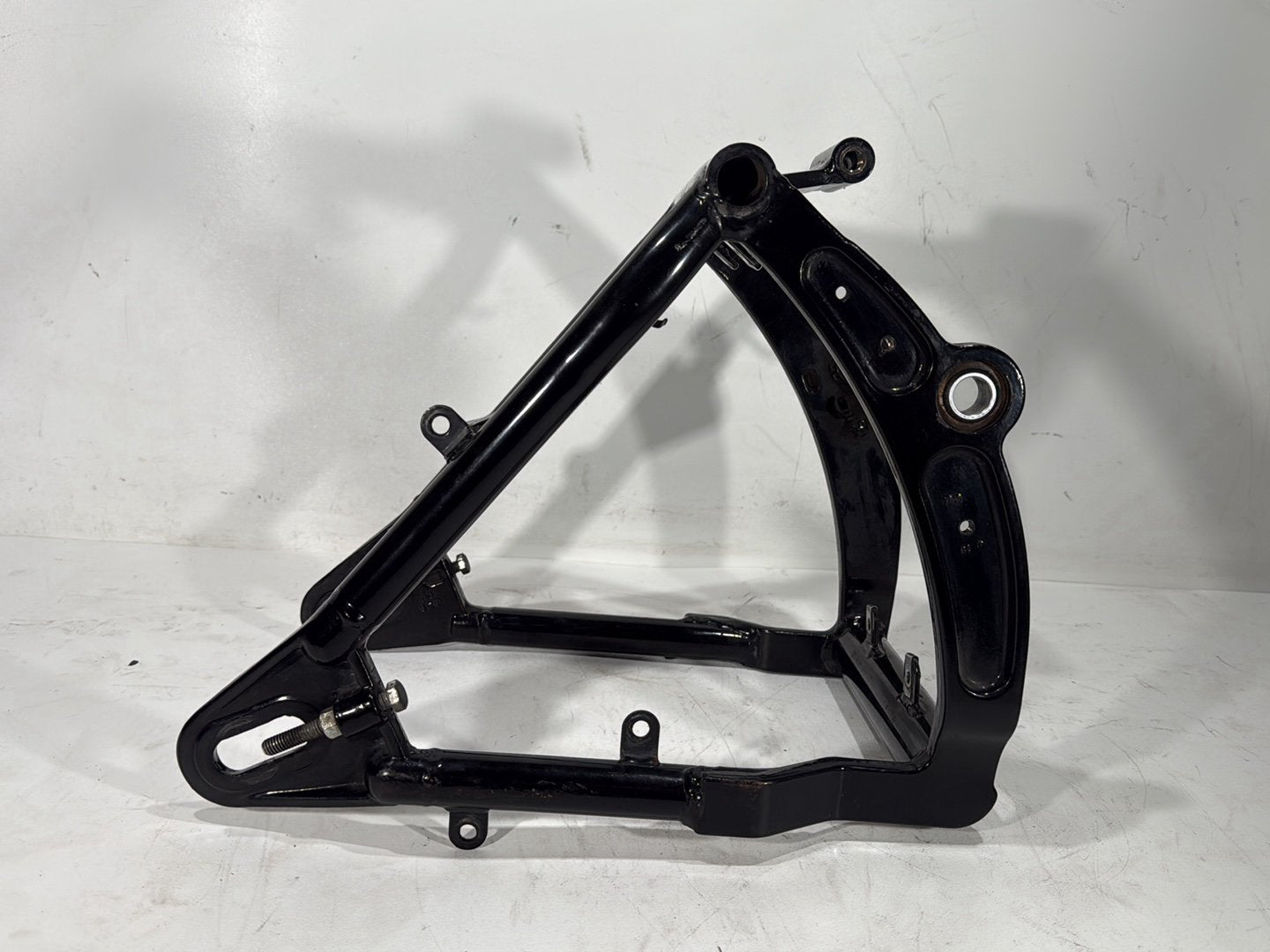 1997 Harley Softail Fat Boy FLSTF OEM Rear Fork Swingarm Swing Arm 47573-89B