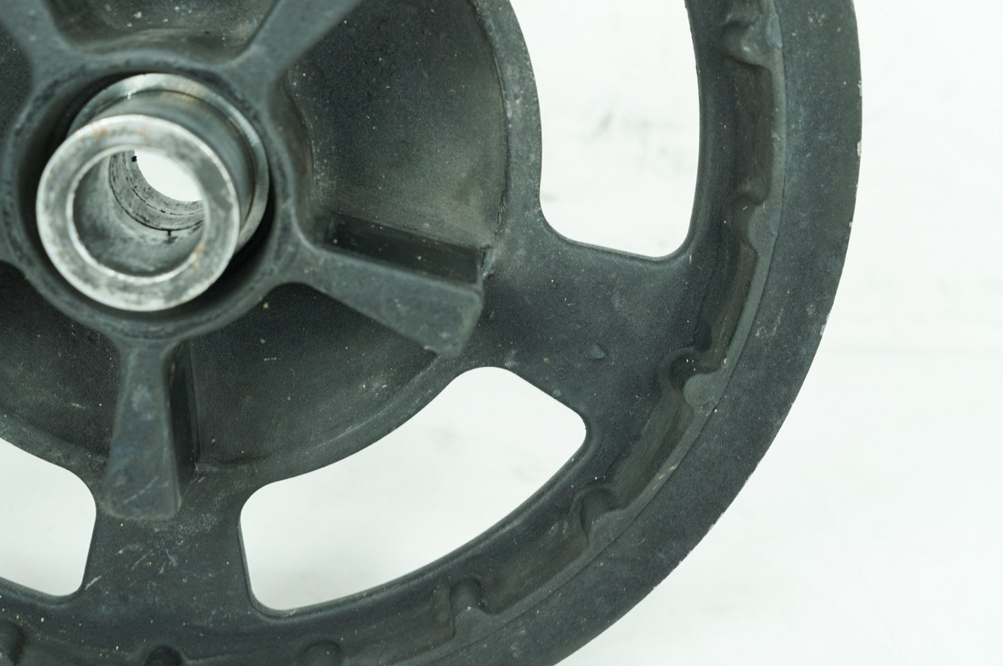2008 - 2016 Harley-Davidson Touring Road Glide Rear Driver Pulley Sprocket 40217-09
