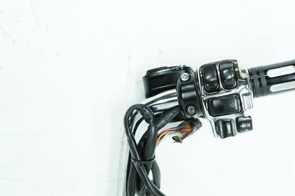 1999 - 2006 Harley-Davidson Touring Electra Glide Ultra Handlebars Left Right Switches Controls 55924-97, 45013-96D