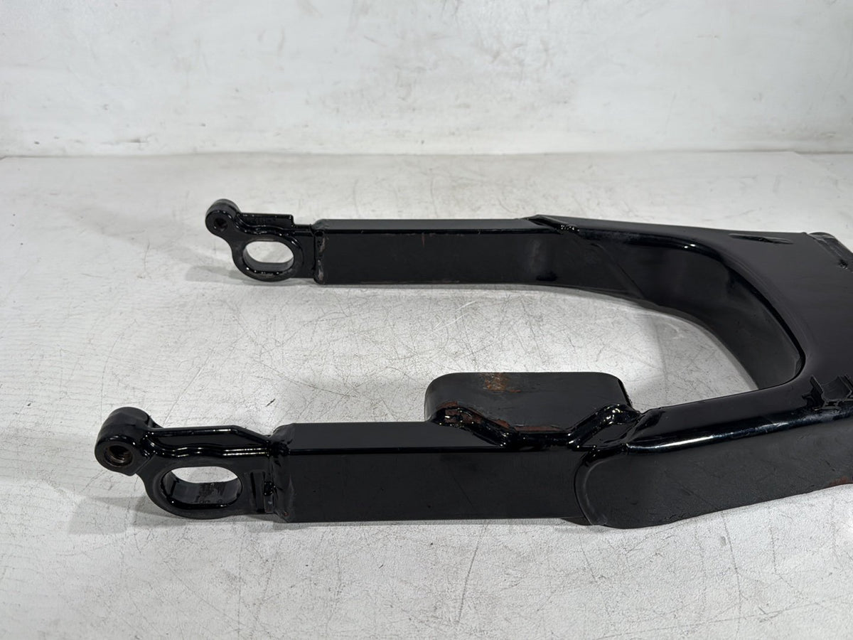 2007 Harley Electra Glide Touring Ultra OEM Rear Fork Swingarm Swing Arm