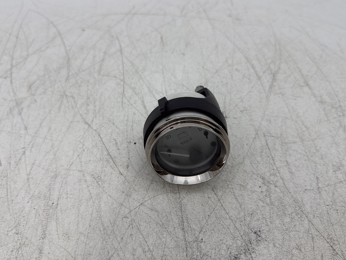 2011 Harley Street Glide Touring FLHX OEM Battery Volt Meter Gauge