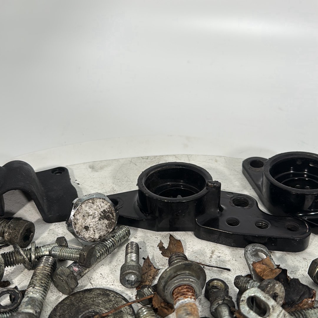 1999 - 2006 Harley-Davidson Touring Electra Glide Classic Hardware Bolts Nuts & Brackets