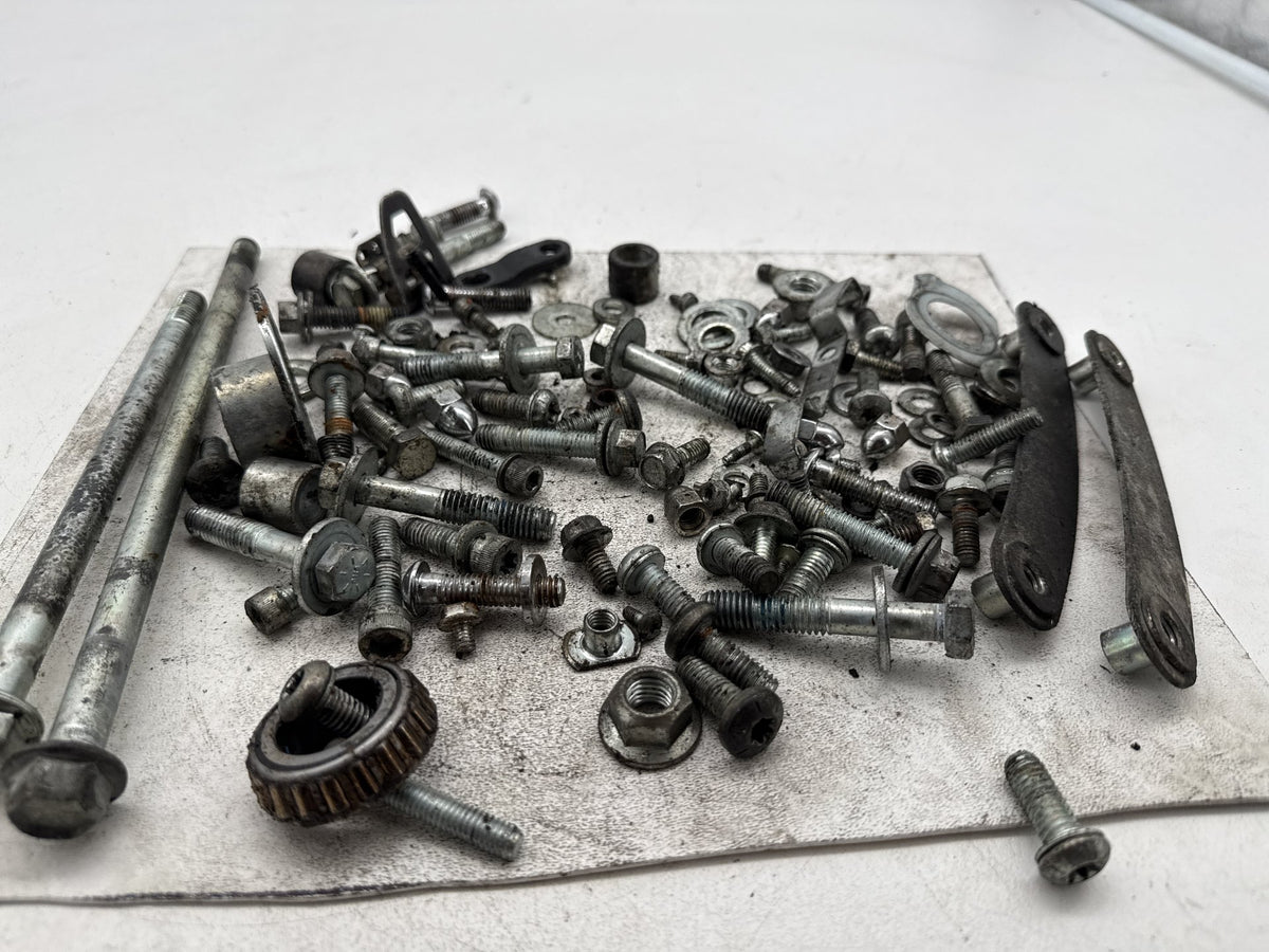 2008 Harley Softail Custom FXSTC OEM Hardware Bolts Nuts & Brackets