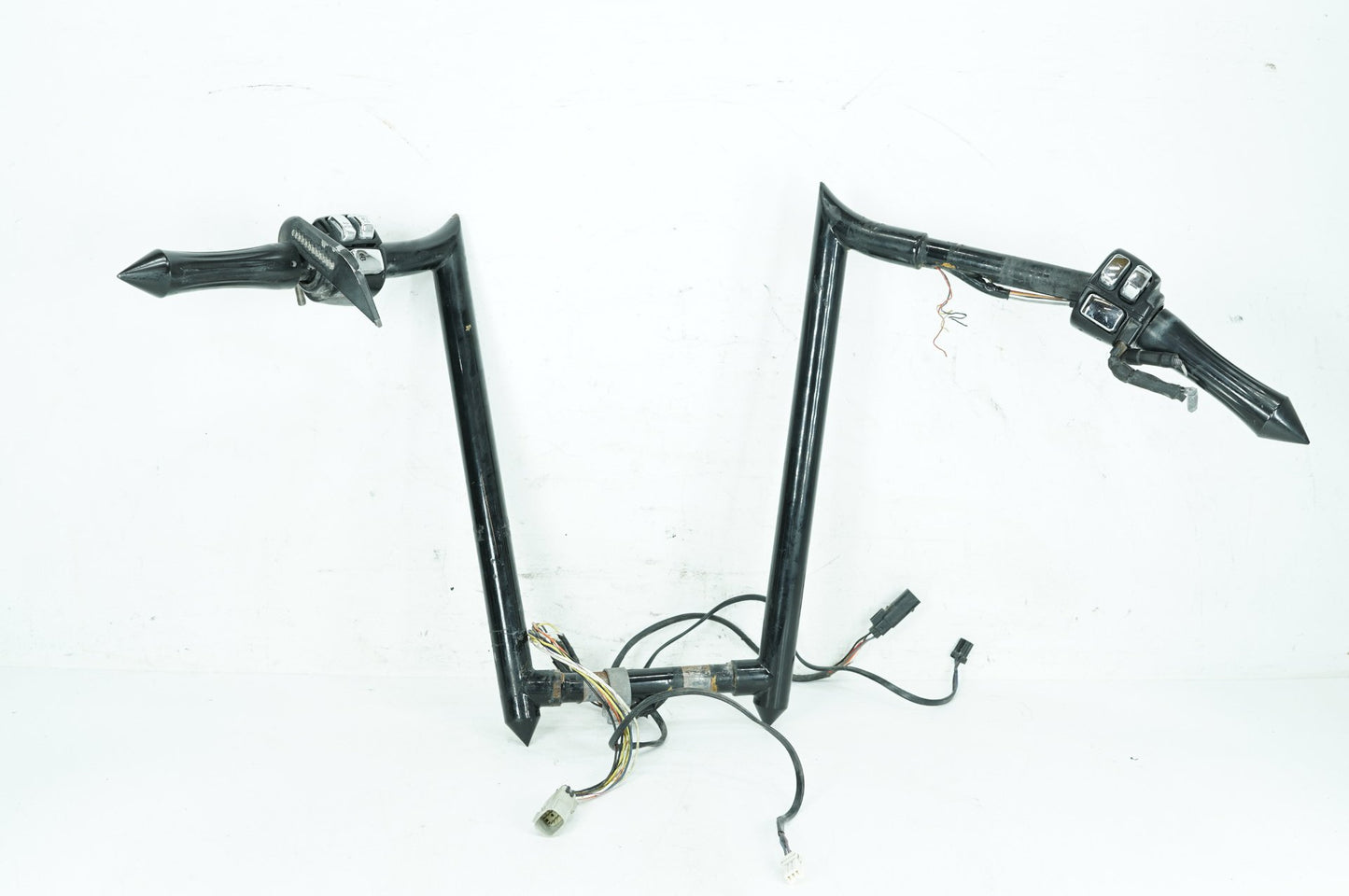 2007 Harley Dyna FXD Super Glide OEM Handlebars Left Right Switches Controls