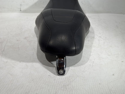 2008 Harley Dyna Fat Bob FXDF OEM Passenger Rider Driver Seat Saddle