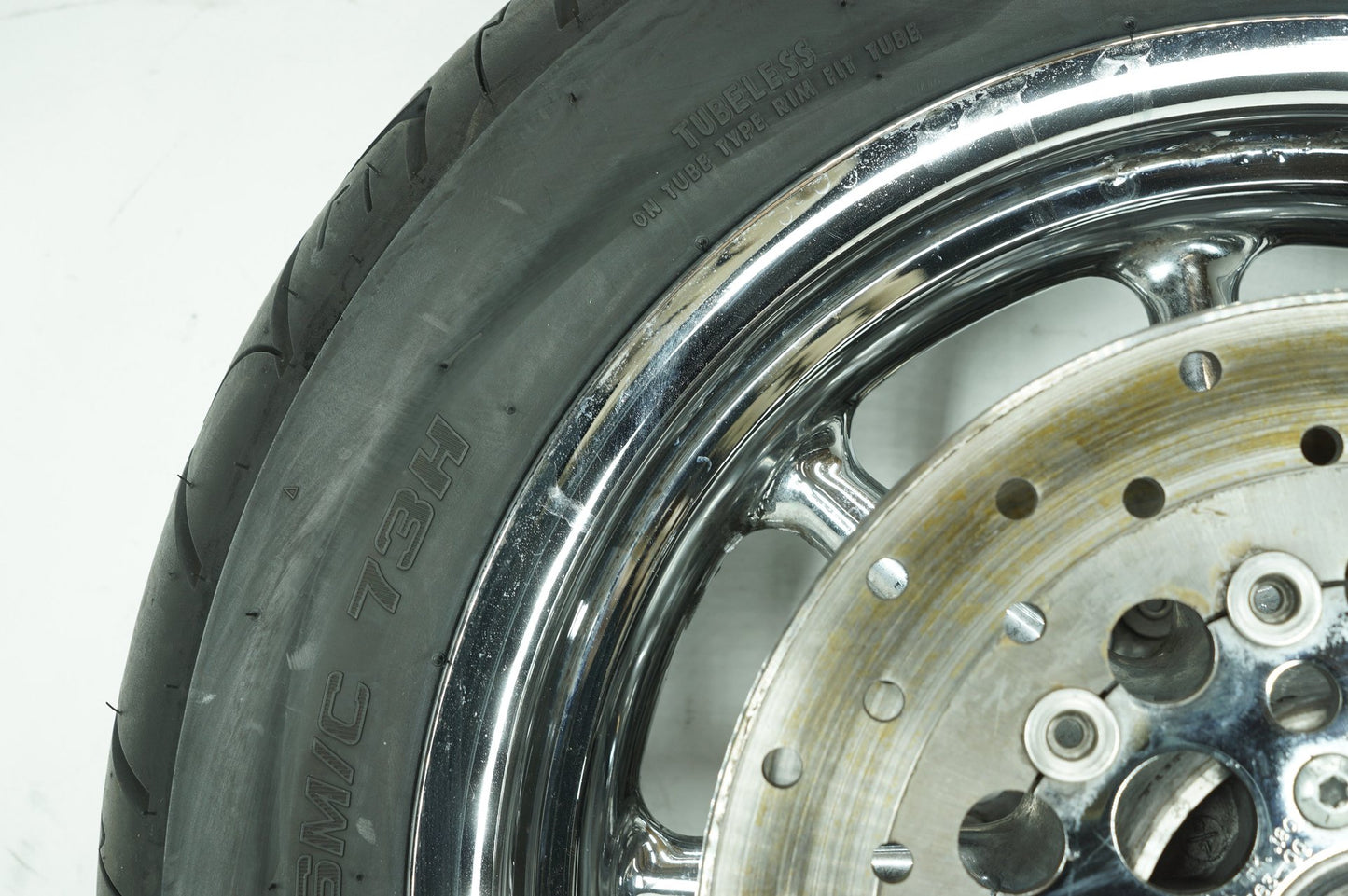 2007 - 2012 Harley-Davidson Touring CVO Electra Screamin Eagle Front Wheel Rim Tire 130/90B16