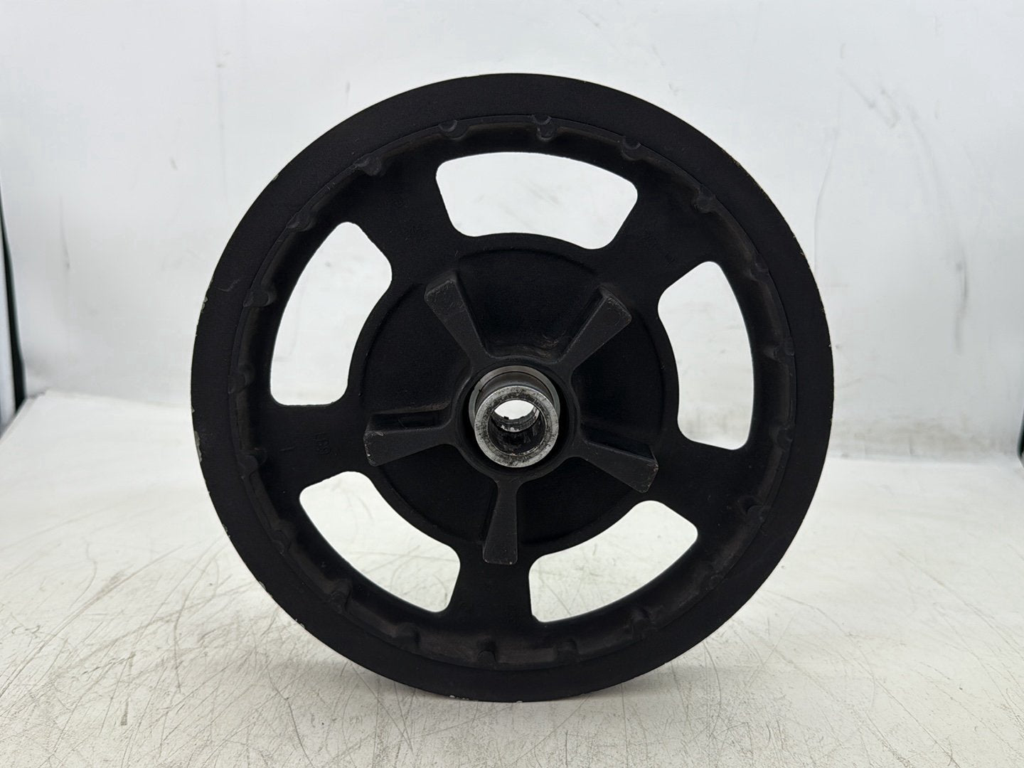 2015 Harley Road Glide Touring FLTRXS OEM Rear Driver Pulley Sprocket