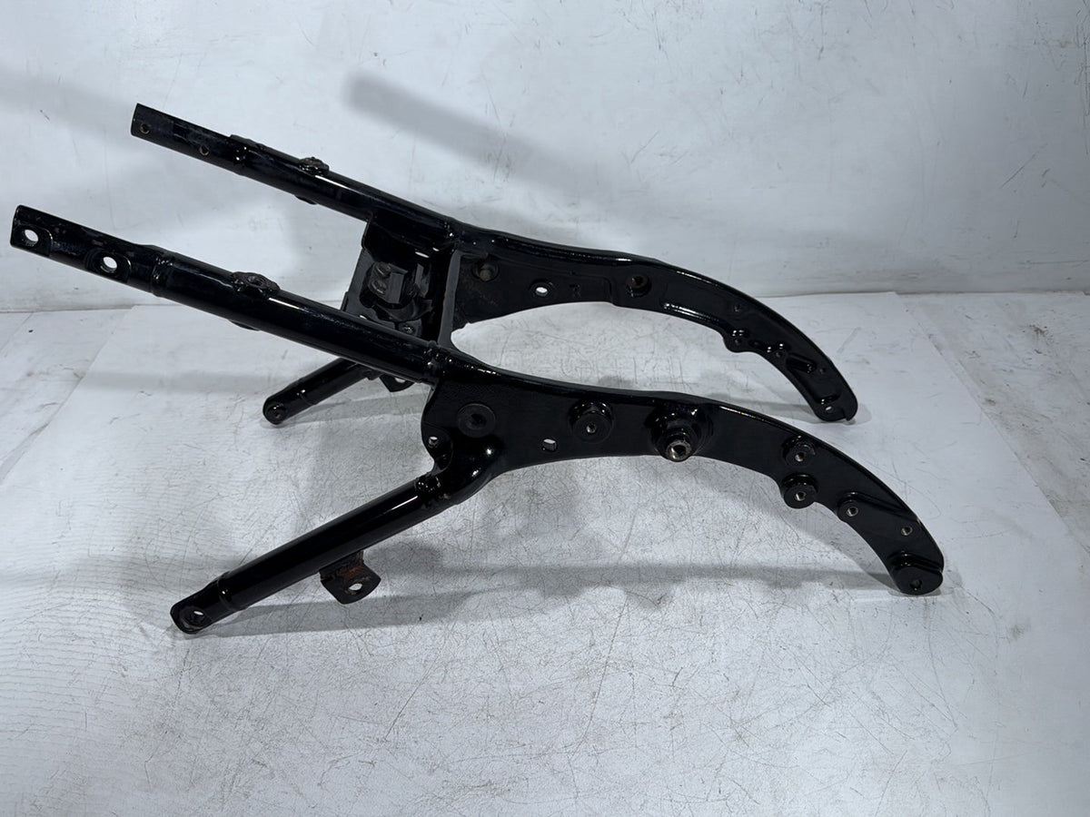 2010 Harley Electra Glide Touring Ultra Rear Back Sub Frame Rail Bar 48079-09BHP