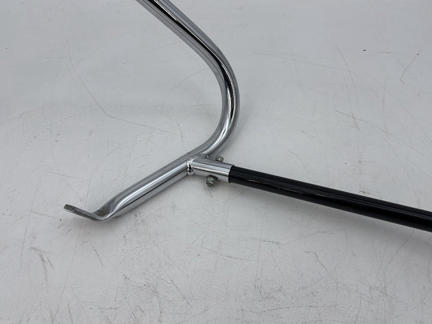 1999 - 2006 Harley-Davidson Touring CVO Screamin Eagle Road King Rear Left Right Saddlebag Guard Rails Bar 49176-97
