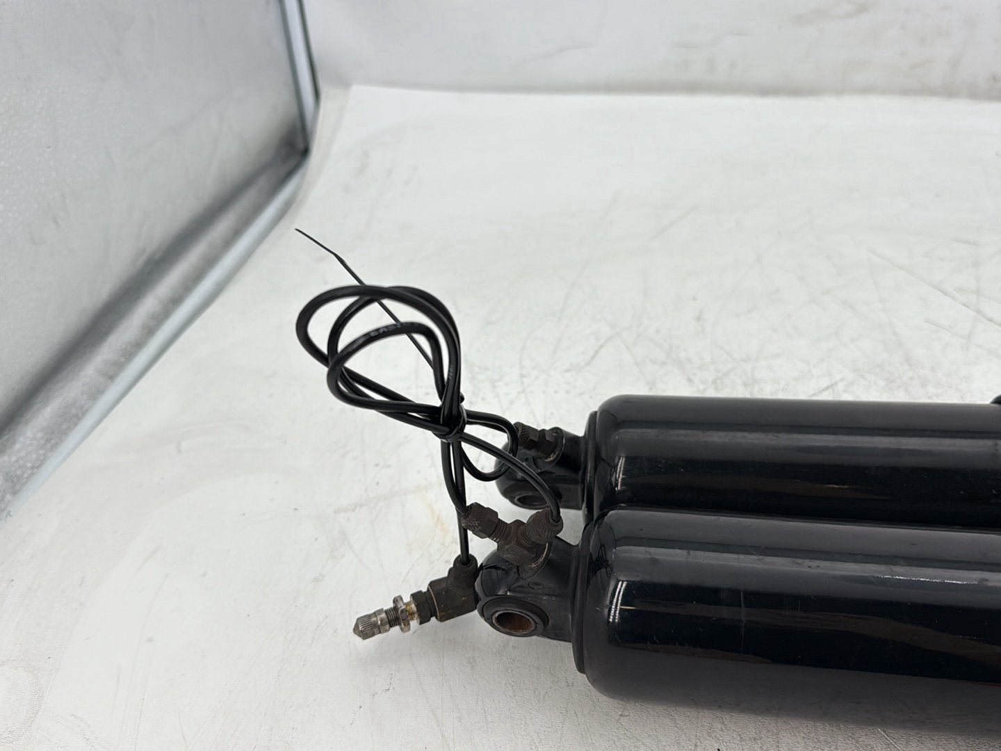 1995 Harley Road King Touring OEM Rear Left Right Shock Absorbers 13"