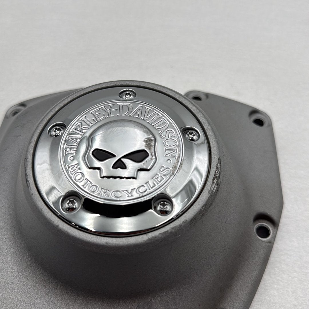2010 Harley Dyna FXD Super Glide OEM Crankcase Shaft Engine Motor Cover
