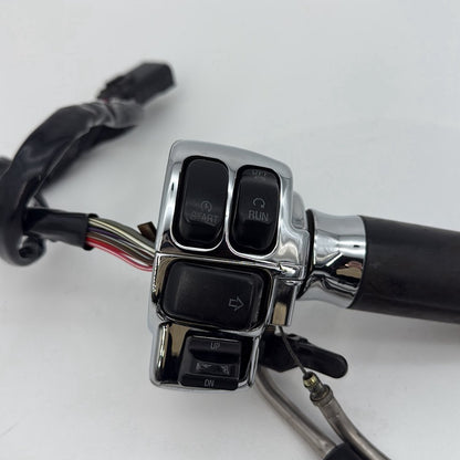2007 - 2012 Harley-Davidson Touring Street Glide Right Engine Start Kill Switches Controls 71684-06