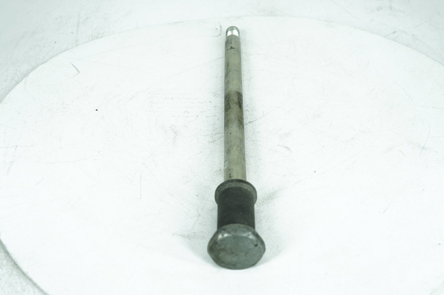 1999 - 2006 Harley-Davidson Softail Heritage Classic Rear Fork Swingarm Pivot Bolt Shaft 47610-00