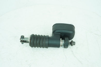 1999 - 2006 Harley-Davidson Touring Road Glide Rear Brake Master Cylinder Reservoir 41767-05A