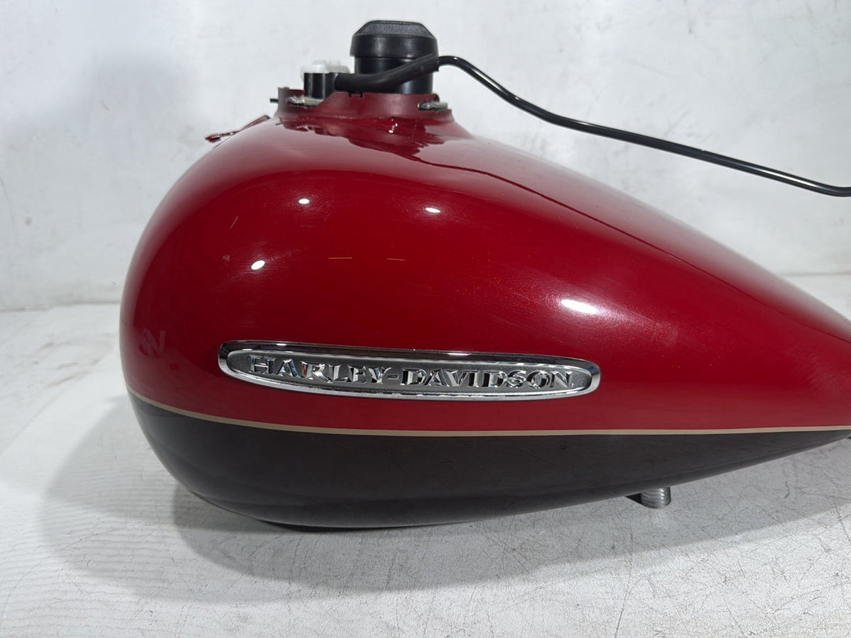 2011 Harley Electra Glide Touring Ultra OEM Fuel Gas Tank Gasoline Reservoir