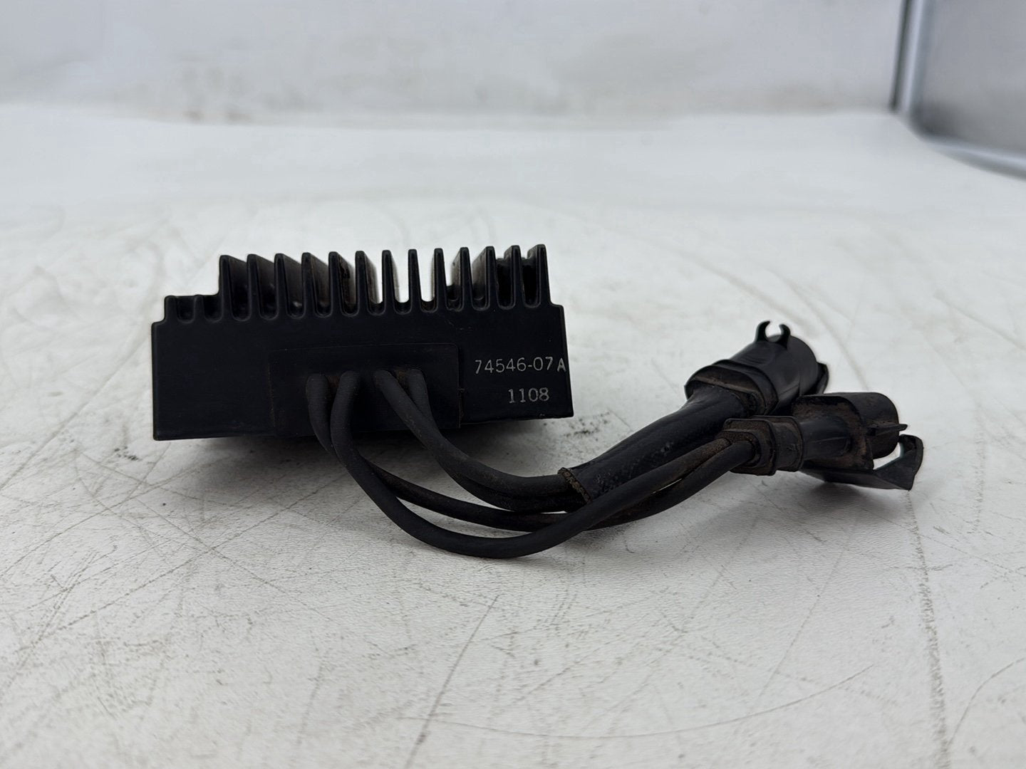 2008 Harley Sportster XL883L 883 Low OEM Voltage Regulator Rectifier 74546-07A