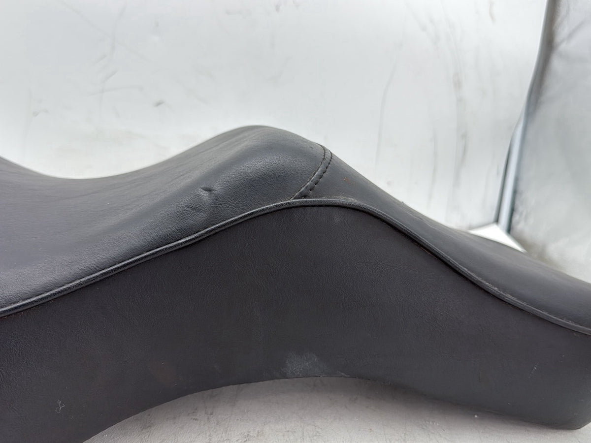 2007 Harley Road King Touring FLHR OEM Passenger Rider Driver Seat Saddle