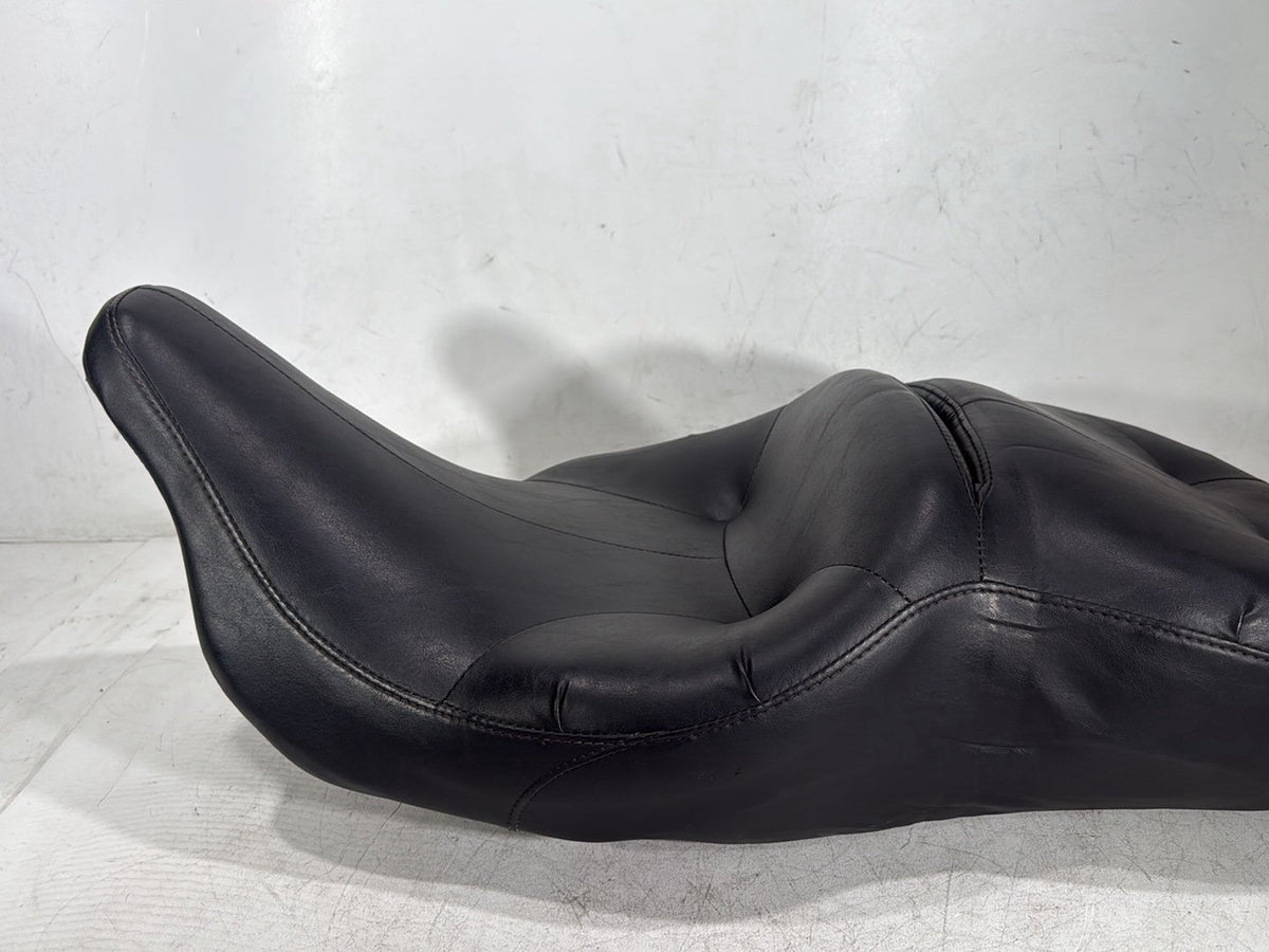 2007 Harley Electra Glide Touring Ultra OEM Passenger Rider Driver Seat Saddle