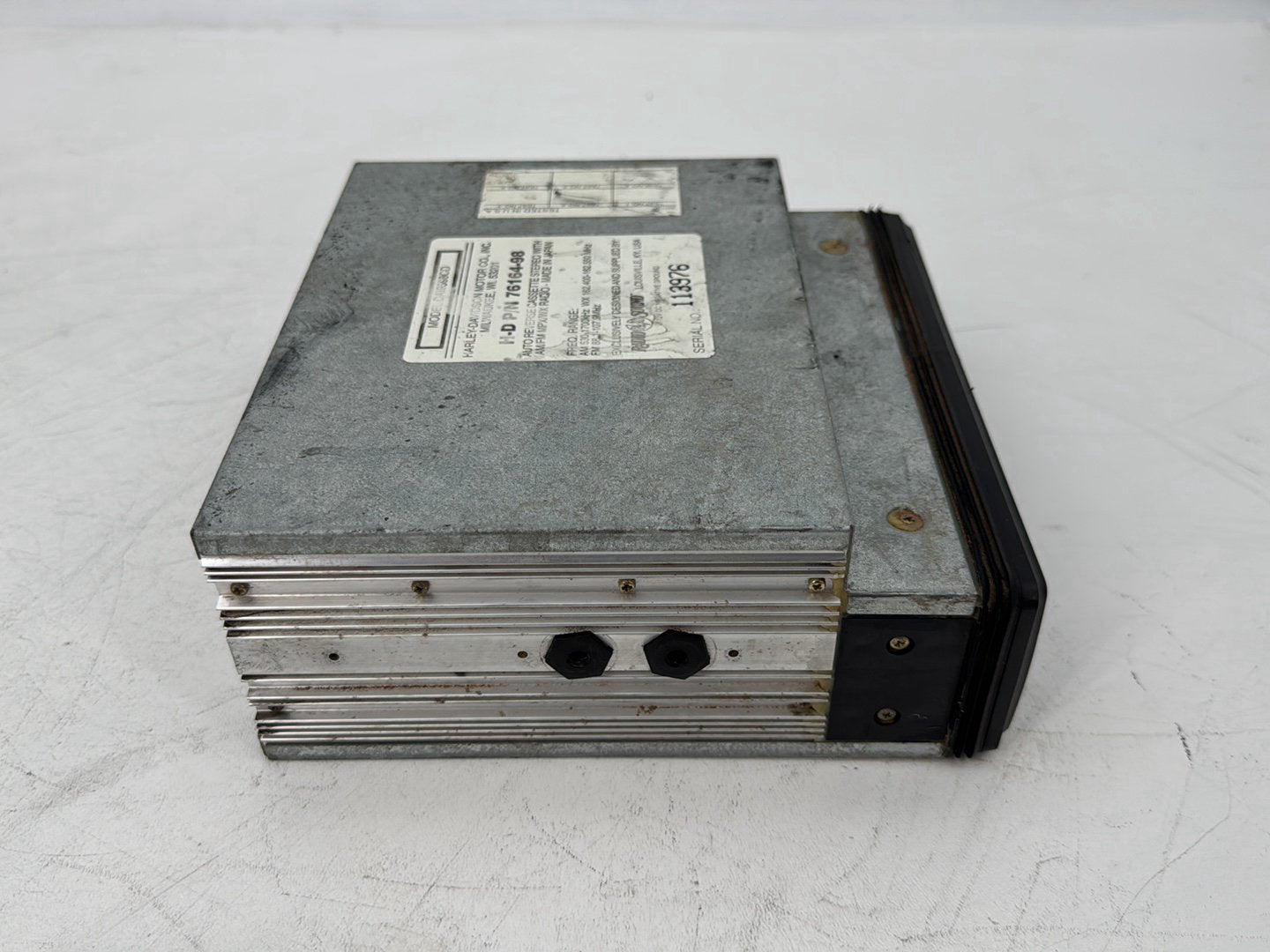 1999 - 2006 Harley-Davidson Touring Electra Glide Classic Radio AM FM Cassette Player Audio 76164-98 76164-98
