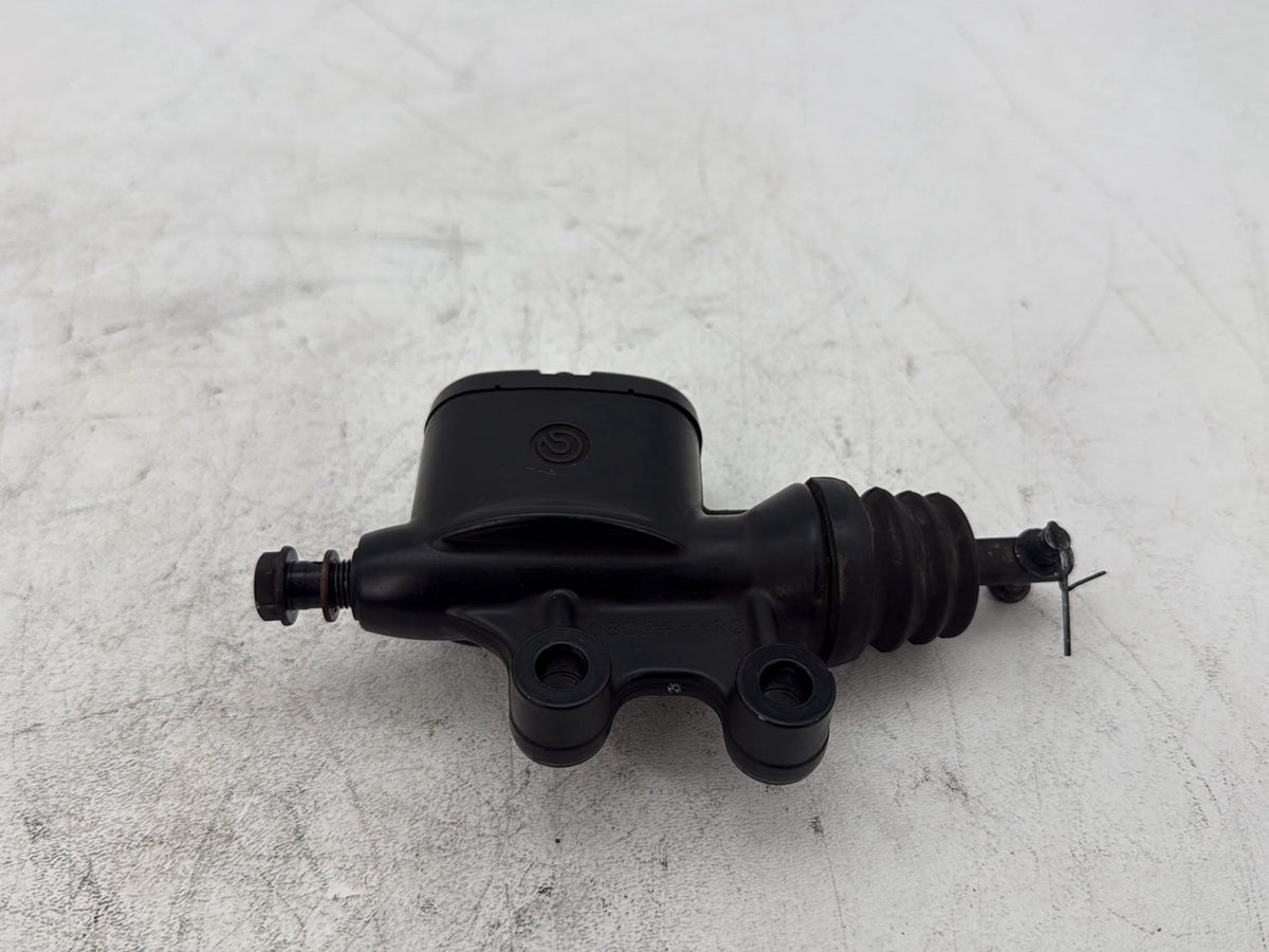 2018 Harley Electra Glide Touring Ultra OEM Rear Brake Master Cylinder Reservoir