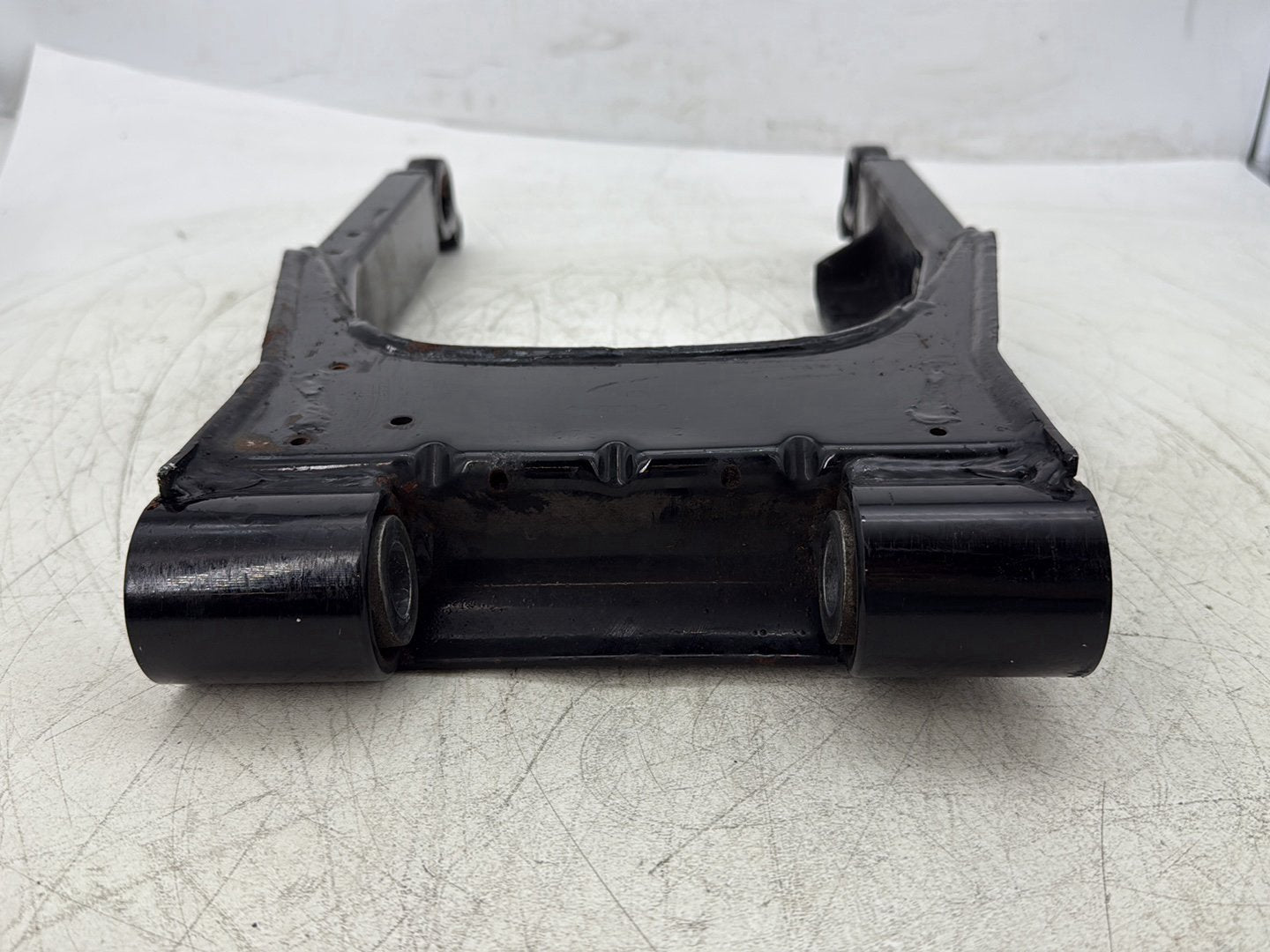 2004 Harley Road King Touring Custom FLHRSI OEM Rear Fork Swingarm Swing Arm