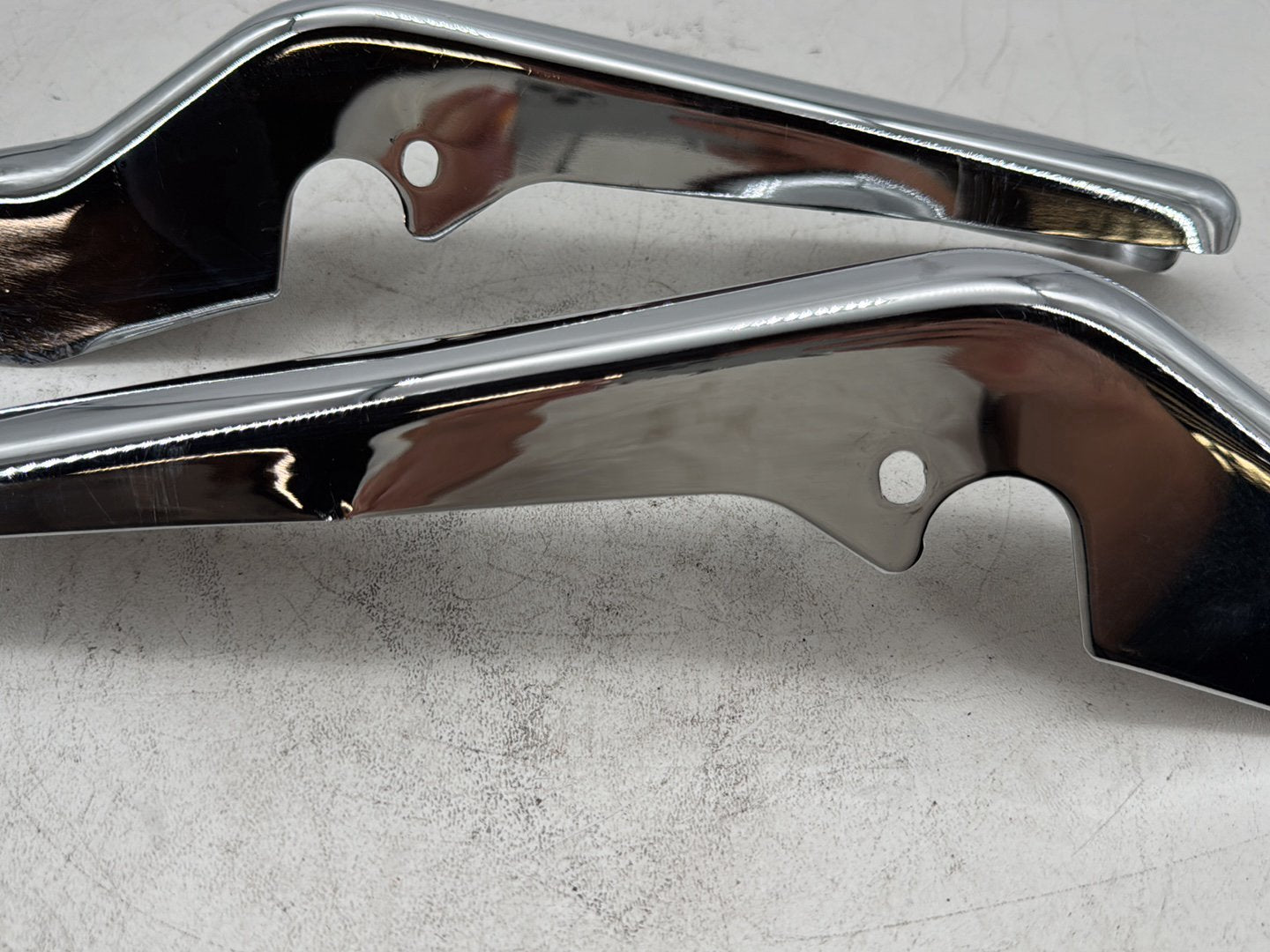 2006 Harley Street Glide Touring OEM Left Right Saddlebag Fender Struts Brackets