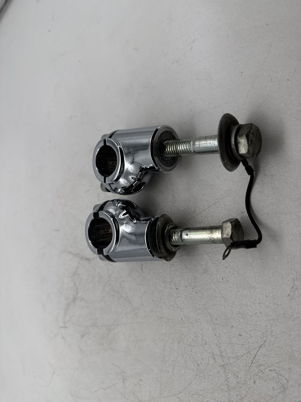 2008 Harley Softail Custom FXSTC OEM Front Handlebar Risers Riser 55984-07