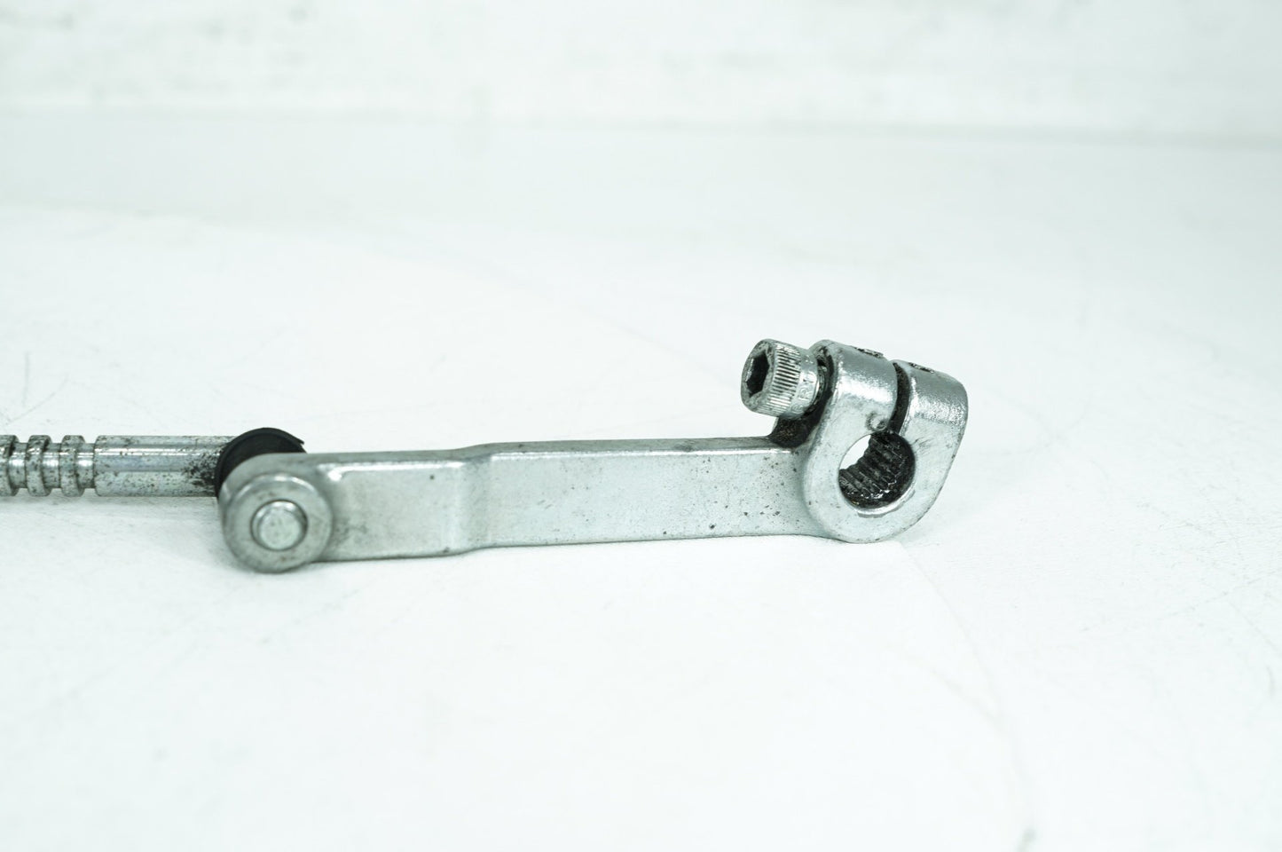 1999 - 2006 Harley-Davidson Dyna Low Rider Gear Shifter Lever Arm w/ Rod linkage 	33849-97