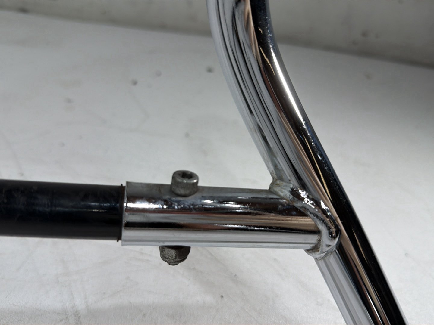 Rear Left Right Saddlebag Guard Rails Bar