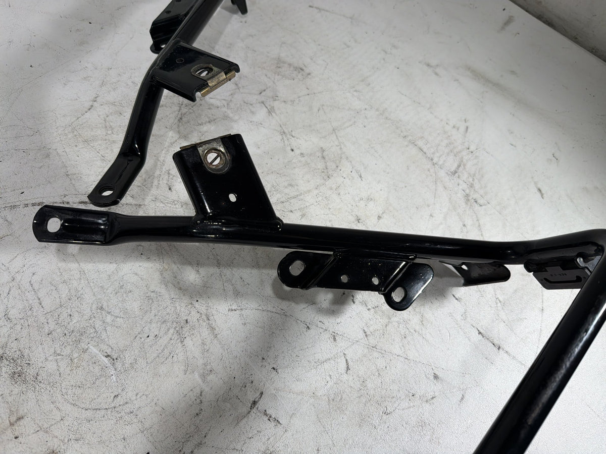 2011 Harley Electra Glide Touring OEM Rear Left Right Saddlebag Guard Rails Bar