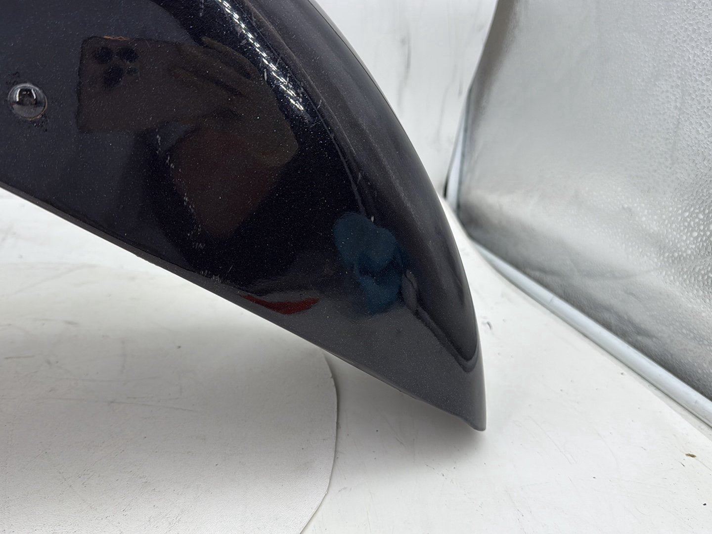 2005 Harley Road Glide Touring FLTRI OEM Front Wheel Fender Shell Panel