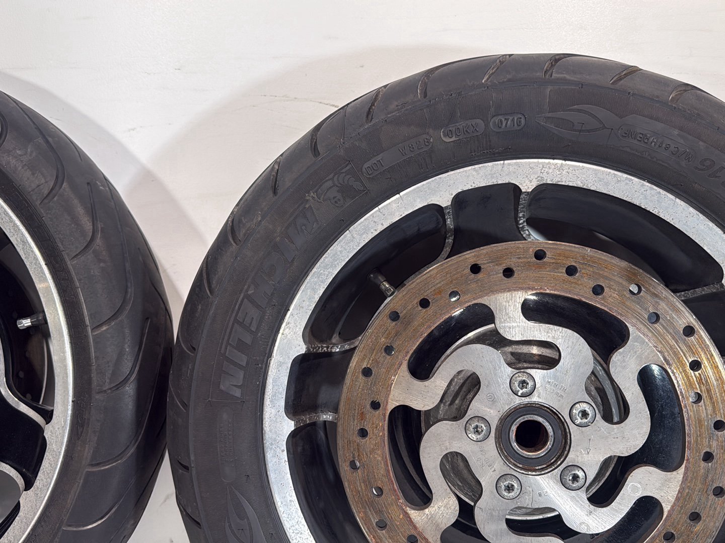 2008 - 2016 Harley-Davidson Touring Street Glide Front & Rear Wheel Rim Tire 41288-09