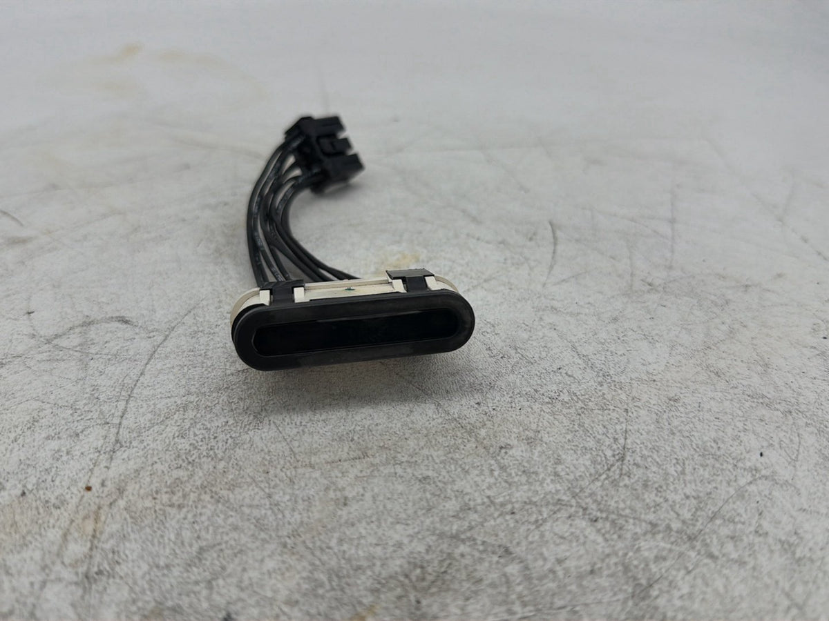 2005 Harley Electra Glide FLHTI OEM Dash Indicator Lamp Wire Plug 68789-96A