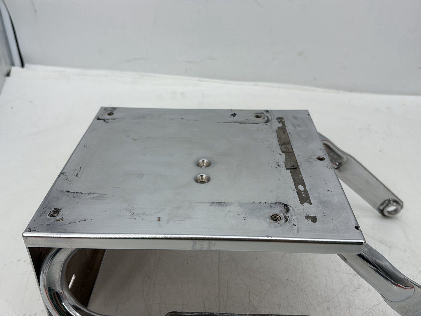 1995 Harley Touring FLHTCI Electra Glide Classic OEM Rear License Plate Support Bar Holder