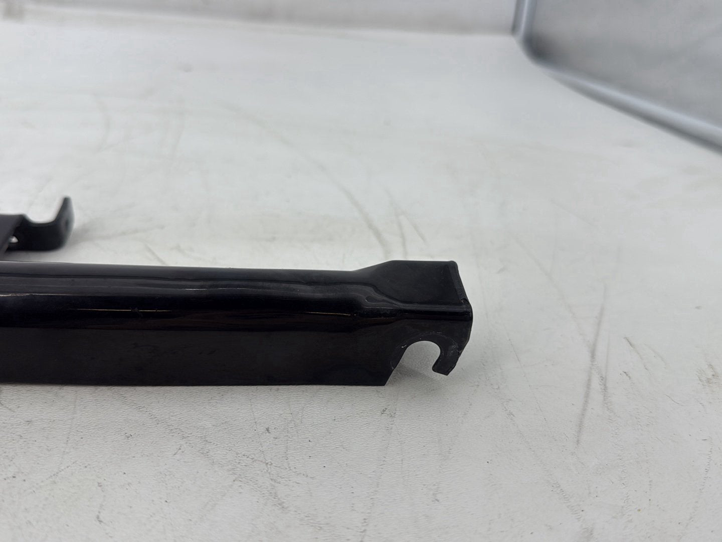 2005 Harley Heritage Softail Classic OEM Seat Bracket Mount Support Mounting
