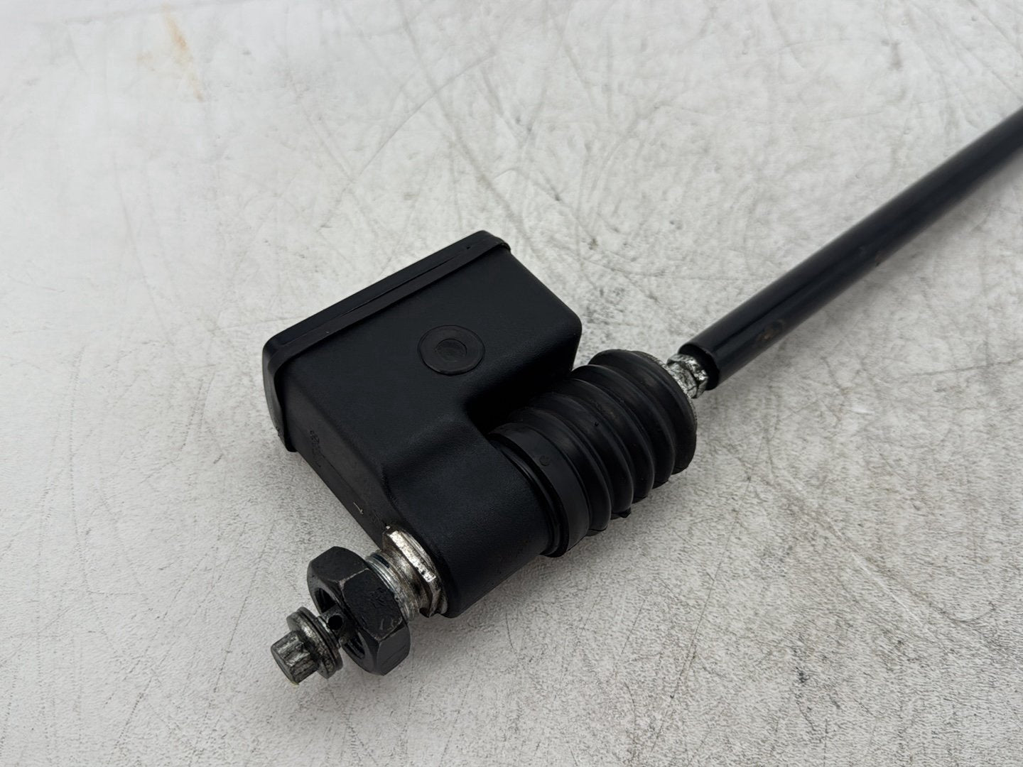 2003 Harley Dyna Wide Glide FXDWG OEM Rear Brake Master Cylinder Reservoir