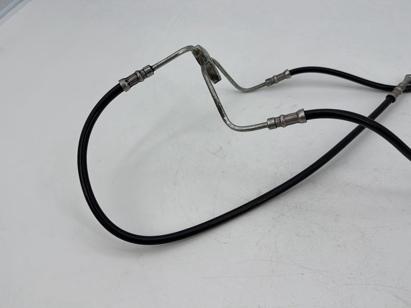 2007 - 2012 Harley-Davidson Touring Road Glide Front Brake Hose Line Pipe NON-abs 43350-08