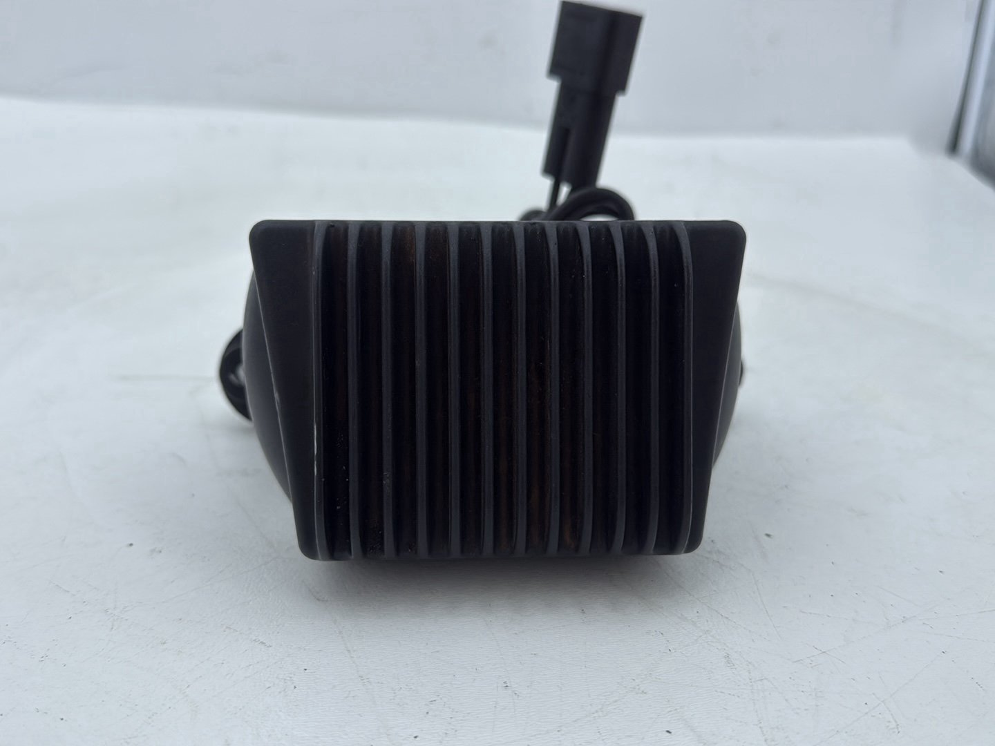 1995 Harley Touring FLHTCI Electra Glide Classic OEM Voltage Regulator Rectifier