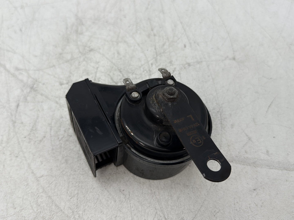 2000 Harley Dyna FXDWG Wide Glide OEM Signal Horn Klaxon Beep 69060-90F