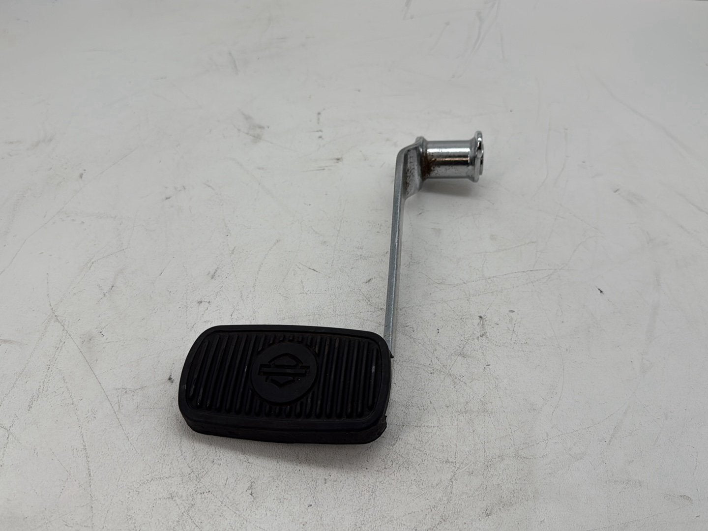 2006 Harley Touring FLHTCI Electra Glide Classic OEM Foot Brake Control Lever Pedal