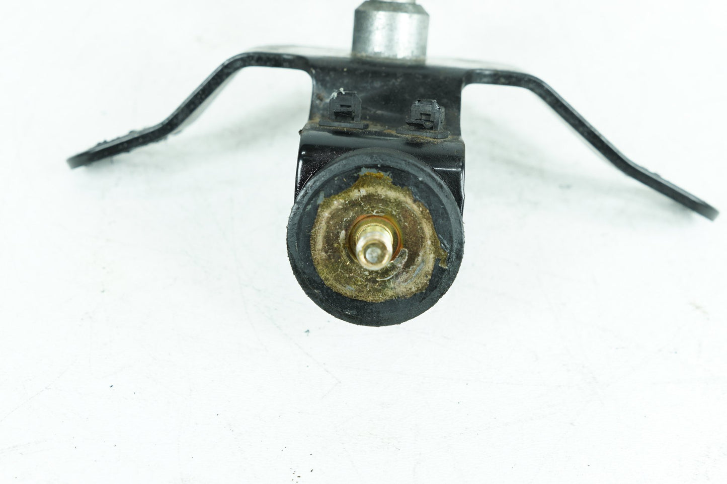 2007 - 2016 Harley-Davidson Dyna Super Glide Custom Engine Motor Mount Bracket  	16328-04