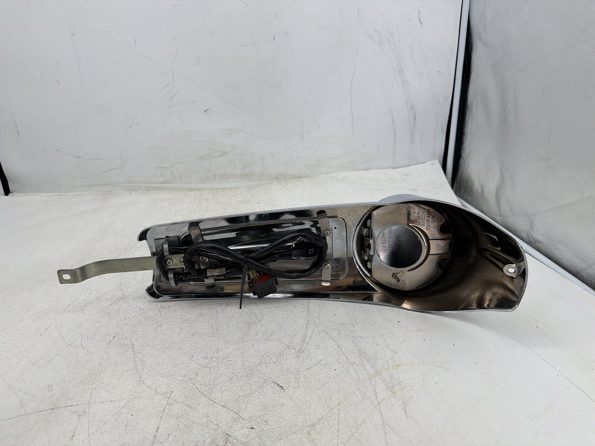 2009 Harley Electra Glide Touring CVO Eagle OEM Fuel Gas Tank Dash Console NOKey