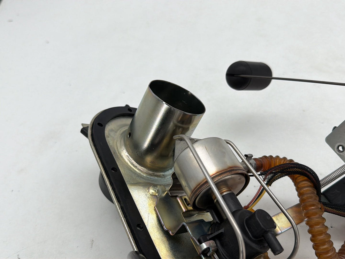 2007 Harley Street Glide Touring FLHX OEM Fuel Pump Gas Gasoline Petrol Sending